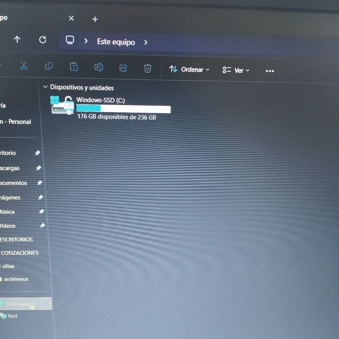 LAPTOP LENOVO IDEAPAD SLIM 3 15IAN8 (2023) 256 GB SSD 8 GB RAM (SEMINUEVO)