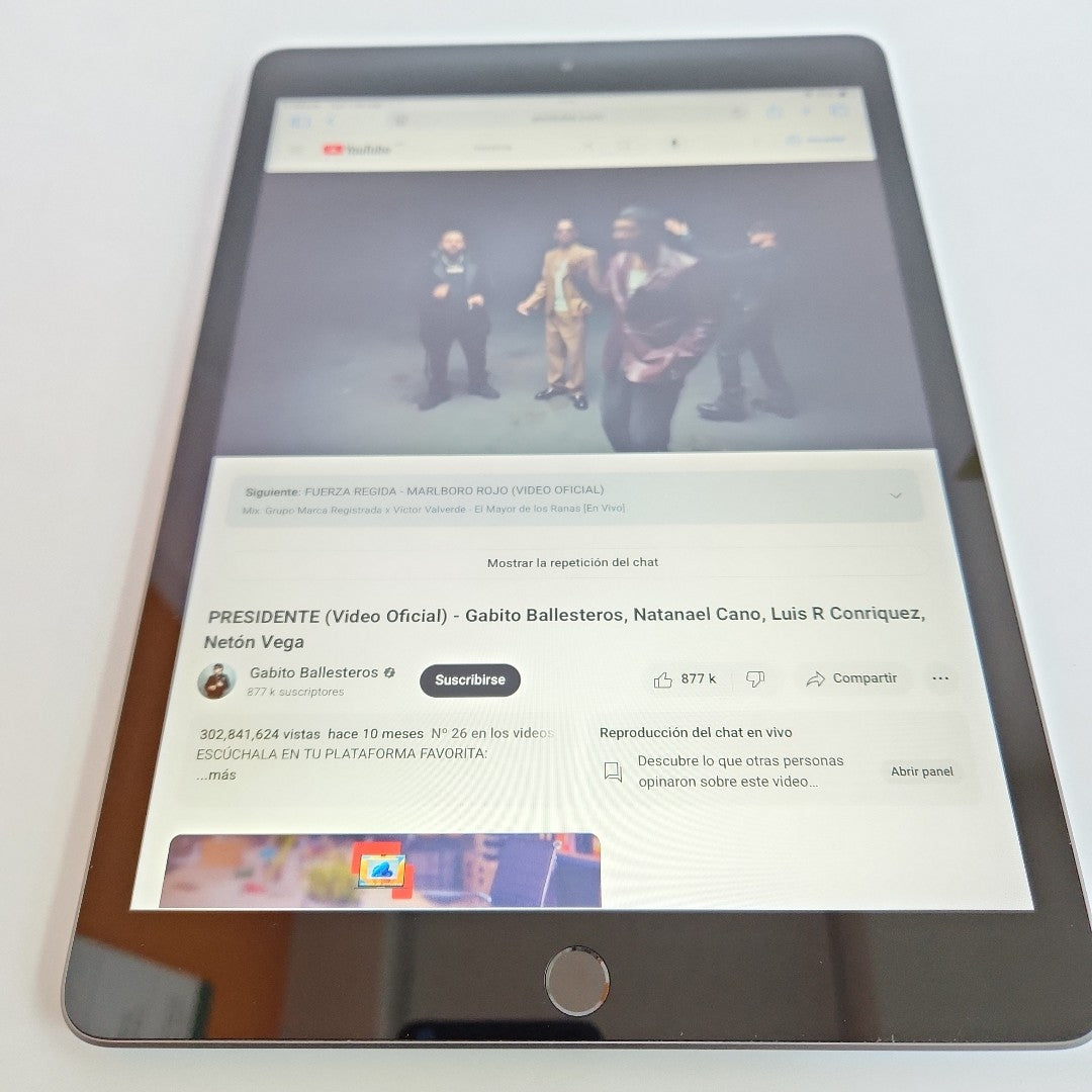 TABLETA APPLE IPAD 9 A2602 256 GB 3 GB RAM (SEMINUEVO)