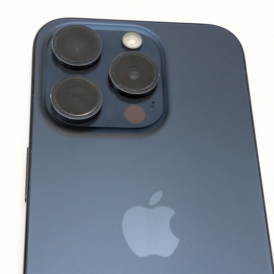 CELULAR APPLE IPHONE 15 PRO A3101 128 GB 8 GB RAM (SEMINUEVO)