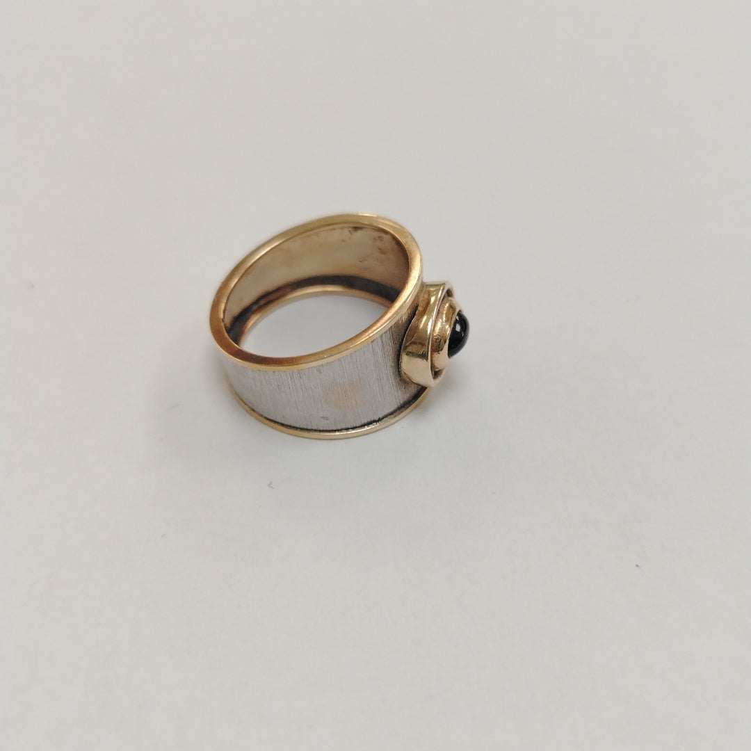 ANILLITO. ORO. 10 K 3.1 GRMS (SEMINUEVO)