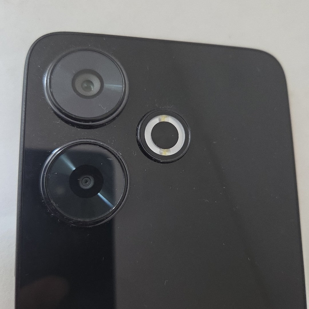 CELULAR XIAOMI REDMI 13 24049RN28L (2024) 256 GB 8 GB RAM (SEMINUEVO)
