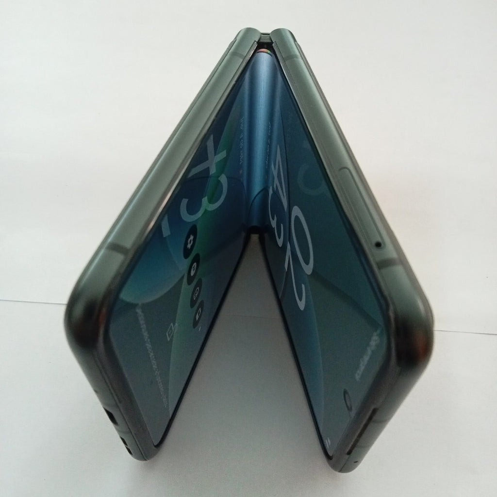 CELULAR MOTOROLA RAZR 40 XT2323-1 (2023) 256 GB 8 GB RAM (SEMINUEVO)