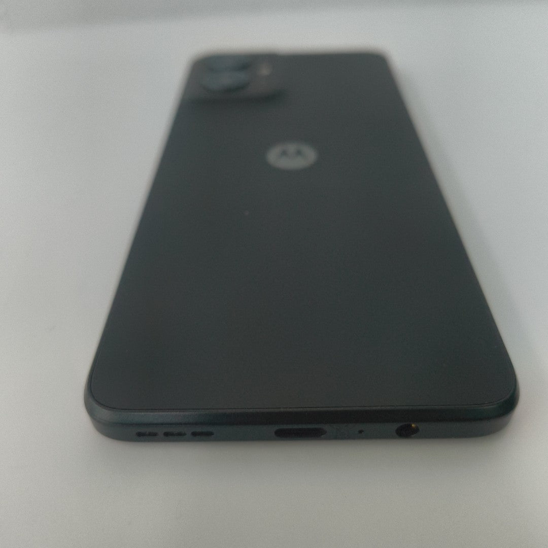 CELULAR MOTOROLA MOTO G55 5G XT2435-1(2024) 256 GB 8 GB RAM (SEMINUEVO)