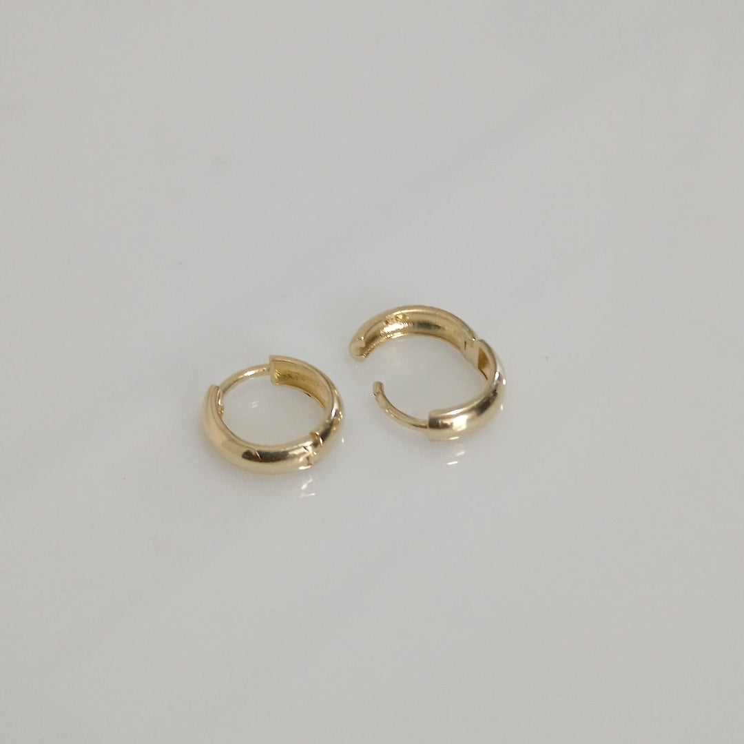 HUGGIES ORO 14K 2.1 (NUEVO)