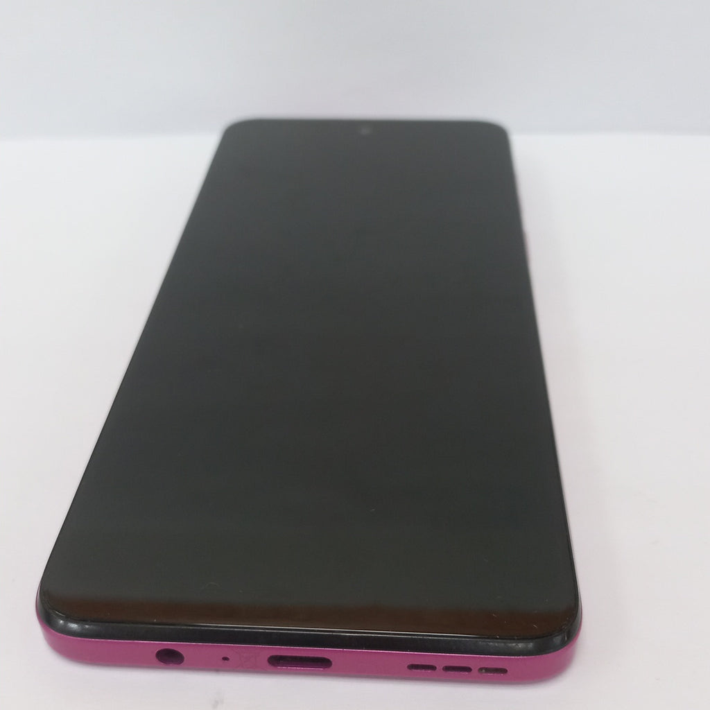 CELULAR MOTOROLA MOTO G55 5G XT2435-1(2024) 256 GB 8 GB RAM (SEMINUEVO)