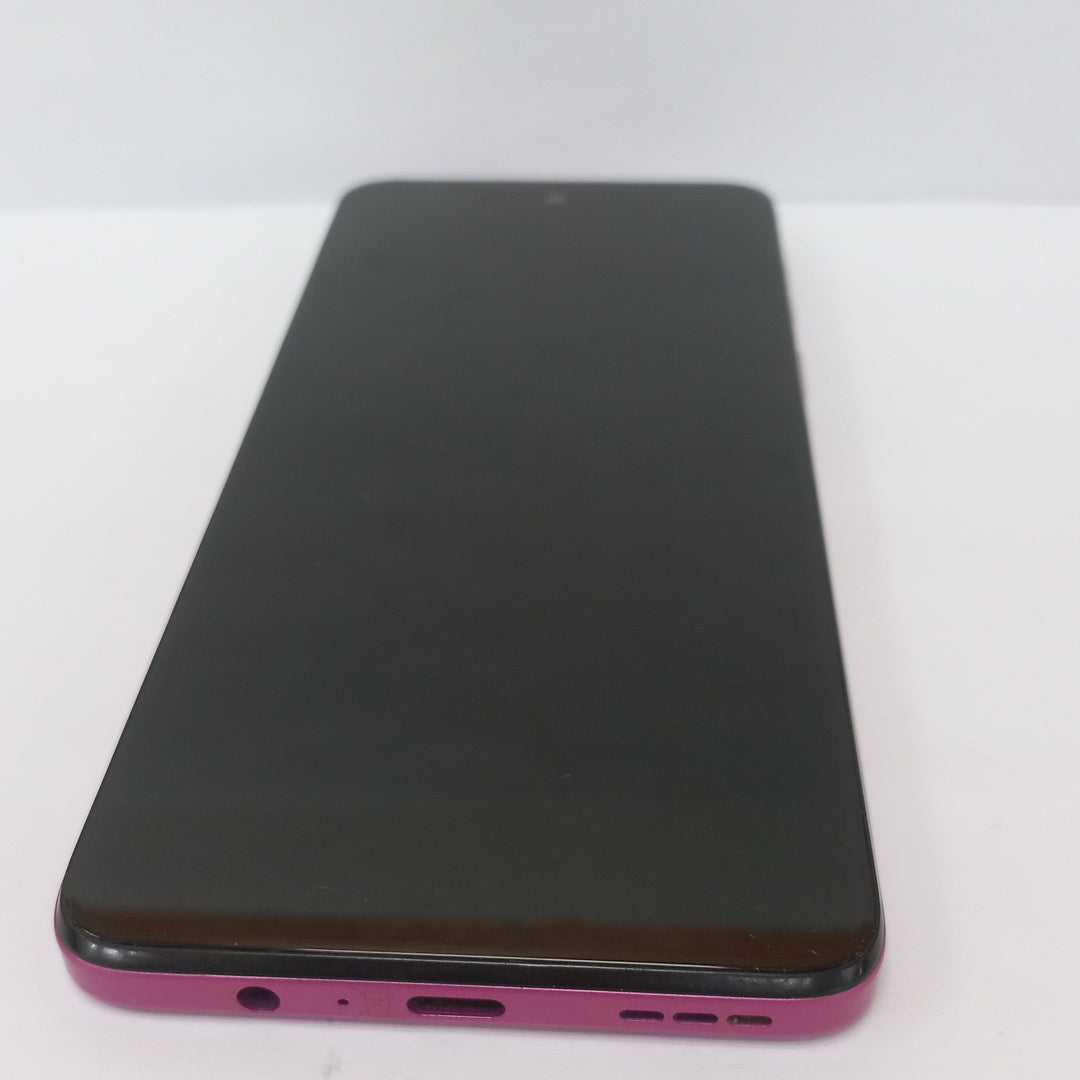 CELULAR MOTOROLA MOTO G55 5G XT2435-1(2024) 256 GB 8 GB RAM (SEMINUEVO)