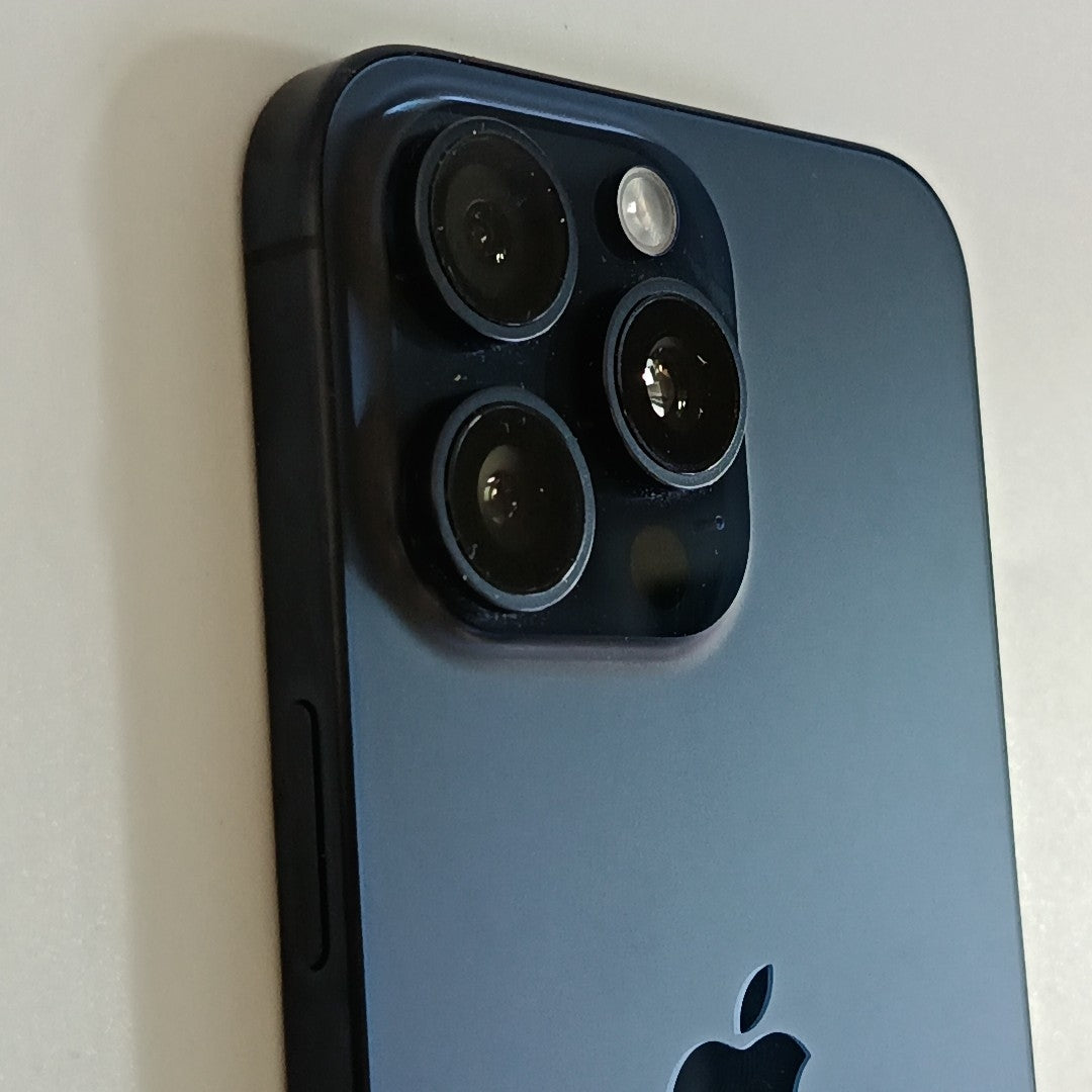 CELULAR APPLE IPHONE 15 PRO MAX A3105 (2023) 256 GB 8 GB RAM (SEMINUEVO)