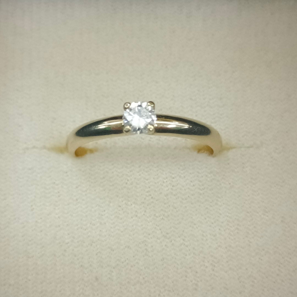 ANILLO SOLITARIO CON DIAMANTE CORTE BRILLANTE 0.19CTS JK SI2, 14K 1.7 G (NUEVO)