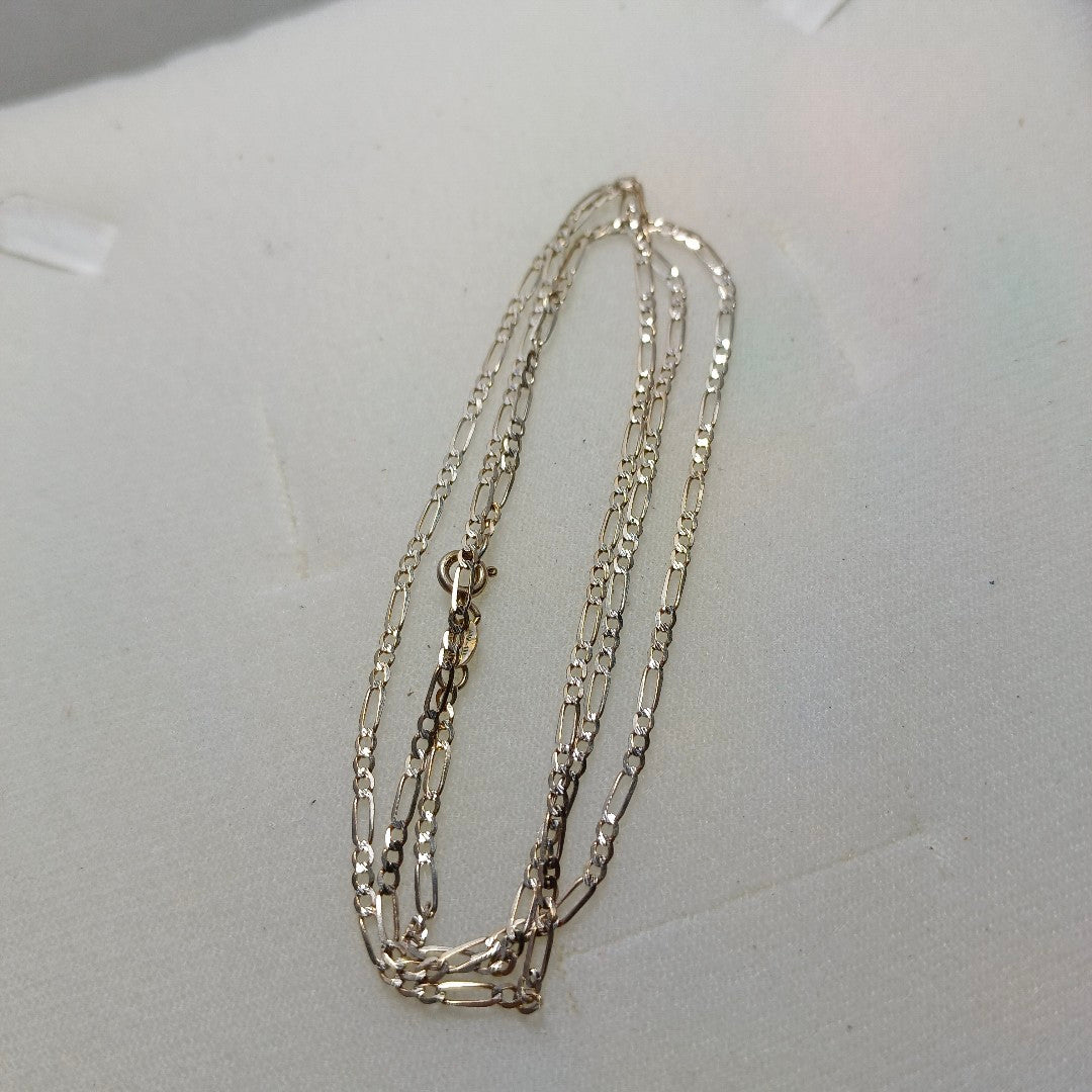 CADENA. ORO BLANCO. 14 K 2.8 GRMS (SEMINUEVO)