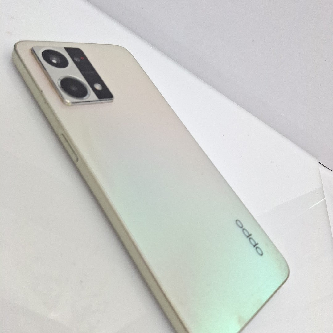CELULAR OPPO  RENO7 CPH2363 (2022) 256 GB 8 GB RAM (SEMINUEVO)
