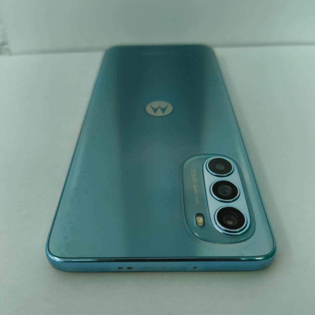 CELULAR MOTOROLA MOTO G52 XT2221-2 256 GB 6 GB RAM (SEMINUEVO)