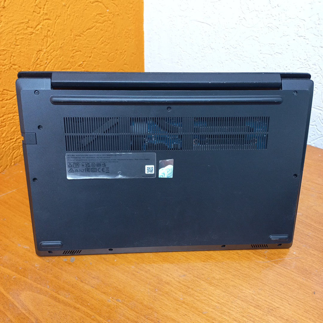 LAPTOP LENOVO V14 G2 IJL (2023) 256 GB SSD 4 GB RAM (SEMINUEVO)