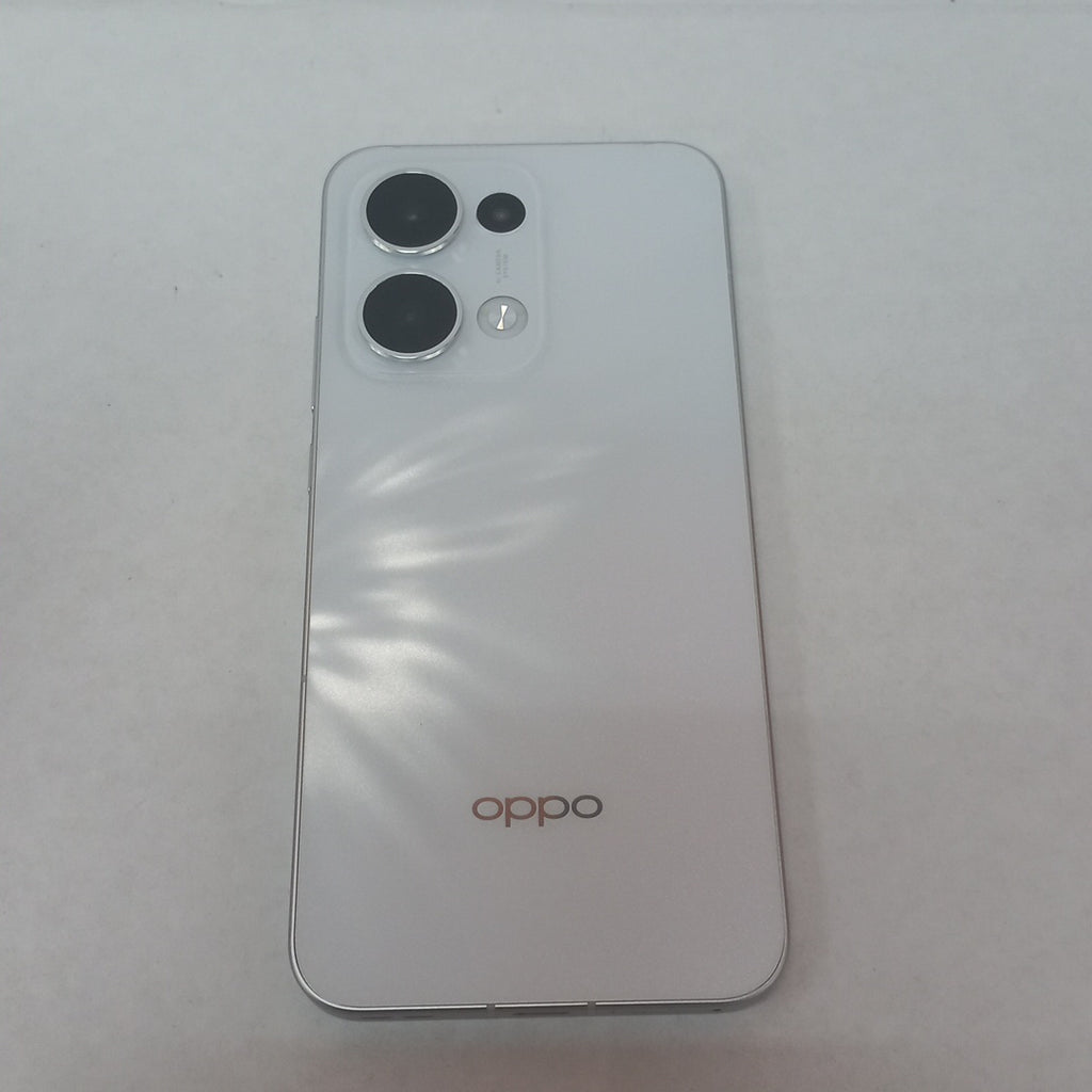 CELULAR OPPO  RENO13 5G CPH2689 (2024) 512 GB 12 GB RAM (SEMINUEVO)