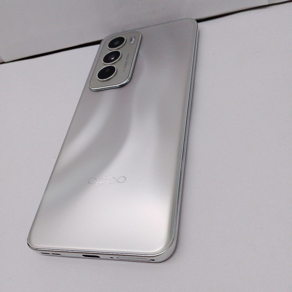 CELULAR OPPO   RENO12 5G CPH2625 (2024) 512 GB 12 GB RAM