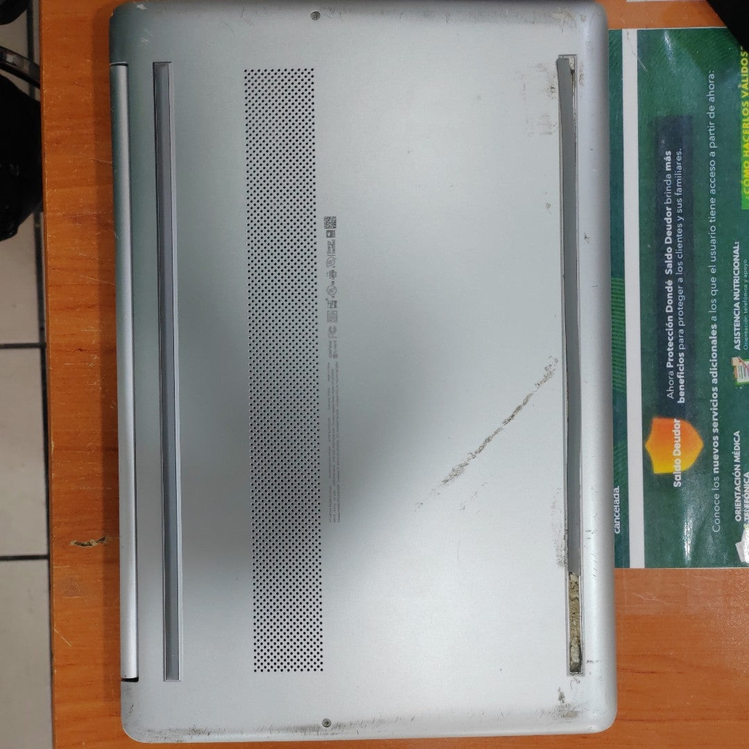 LAPTOP HP 15-DY1005LA (2021) 512 GB SSD 8 GB RAM + 32 GB OPTANE (SEMINUEVO)