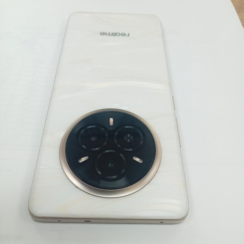 CELULAR REALME 14 PRO 5G RMX5056 (2025) 256 GB 8 GB RAM (SEMINUEVO)