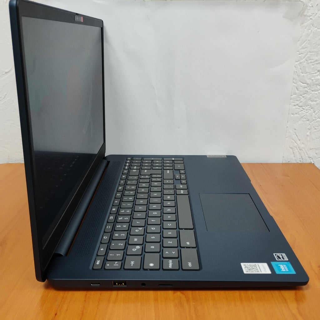 LAPTOP LENOVO IDEAPAD 3 CHROME 15IJL6 (2024) 128 GB EMMC 8 GB RAM (SEMINUEVO)