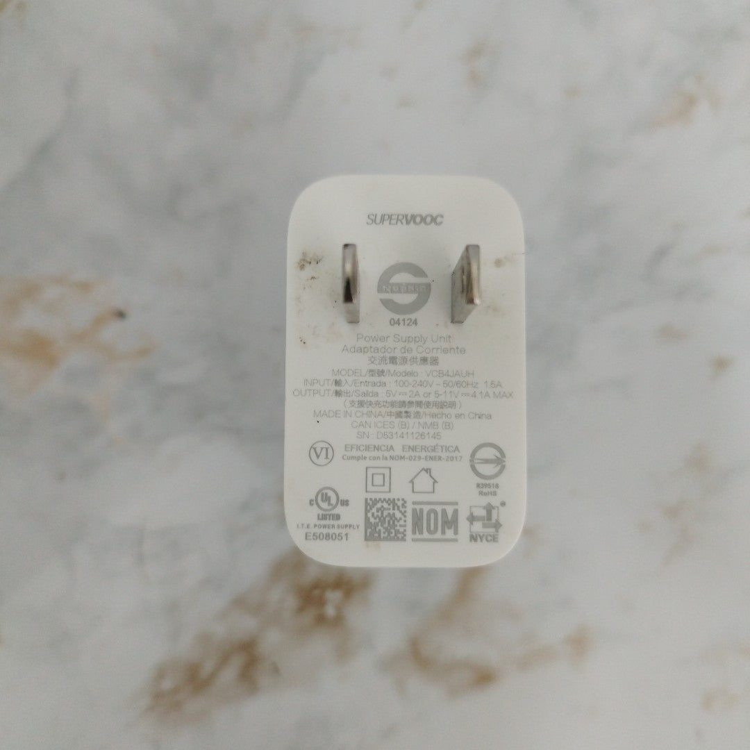 CELULAR OPPO  A5 PRO CPH2711 (2025) 256 GB 8 GB RAM (SEMINUEVO)