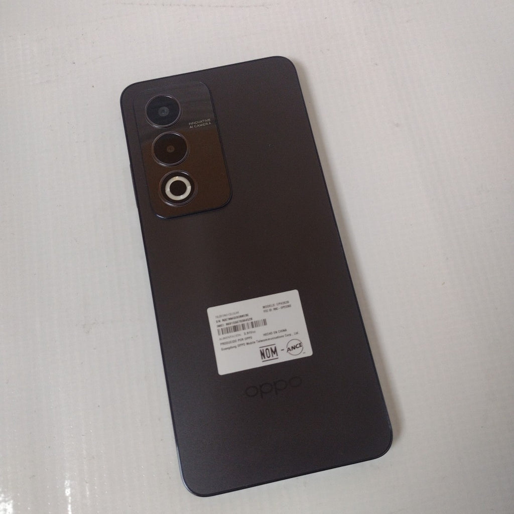 CELULAR OPPO  A80 5G CPH2639 (2024) 256 GB 8 GB RAM (SEMINUEVO)