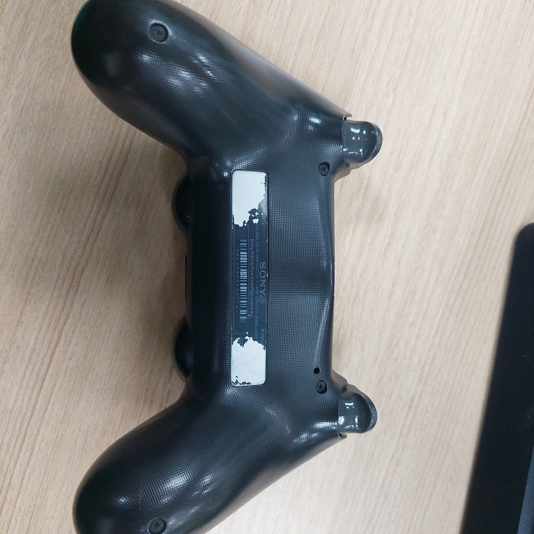CONSOLA DE VIDEOJUEGO SONY PS4 SLIM 1 TB (SEMINUEVO)