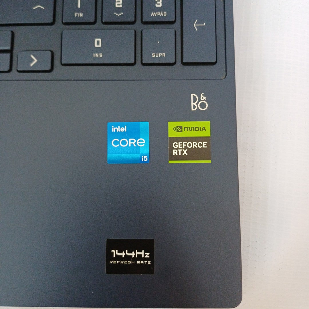 LAPTOP HP VICTUS 15-FA0021LA (2024) 512 GB SSD 8 GB RAM (SEMINUEVO)