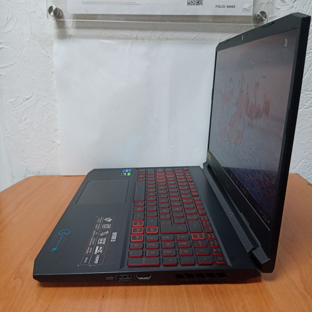 LAPTOP ACER NITRO 5 AN515-57-520T (2021) 1 TB + 256 GB SSD 8 GB RAM (SEMINUEVO)