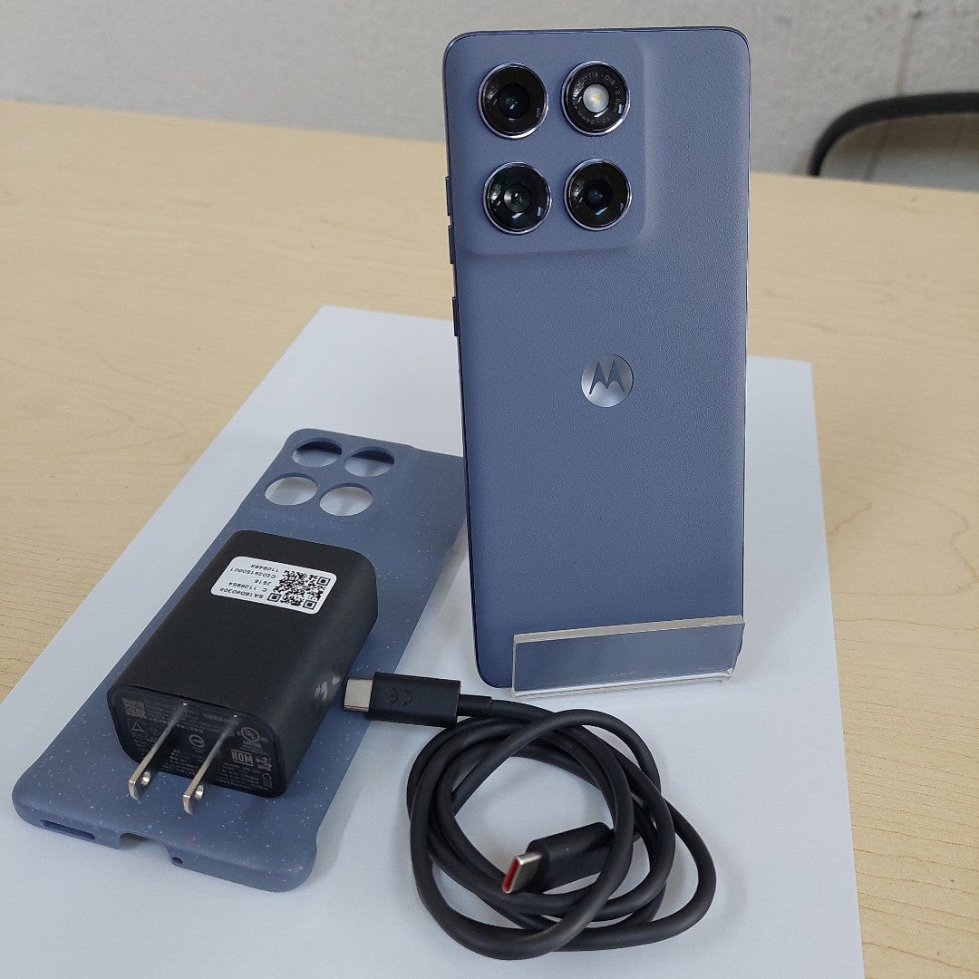 CELULAR MOTOROLA EDGE 60 FUSION XT2503-1 (2023) 256 GB 8 GB RAM (SEMINUEVO)