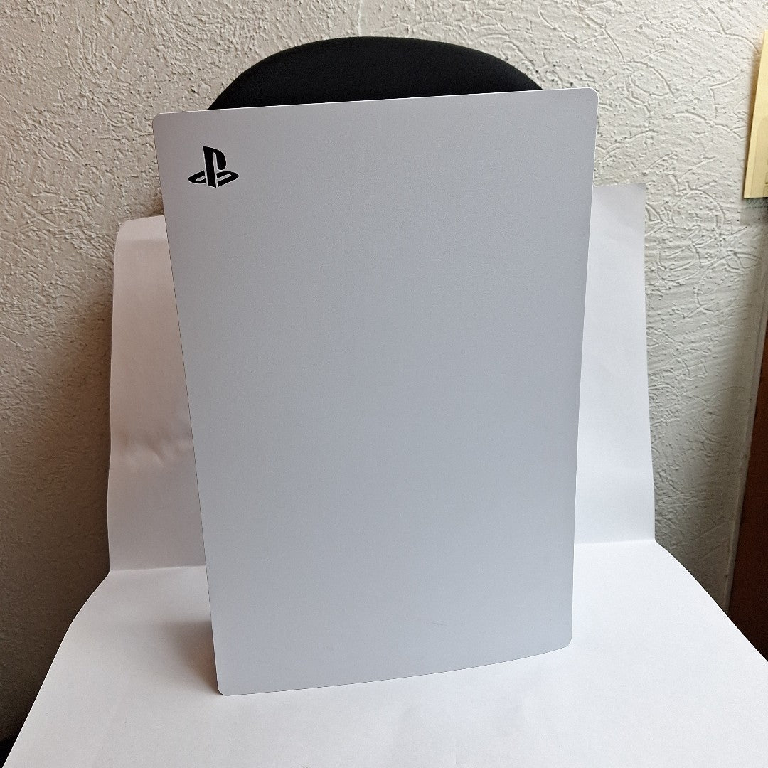 CONSOLA DE VIDEOJUEGO SONY PS5 825 SSD (SEMINUEVO)