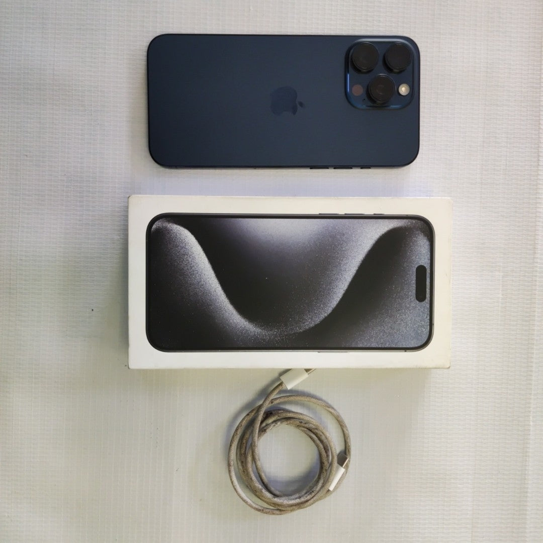 CELULAR APPLE IPHONE 15 PRO MAX A3105 (2023) 256 GB 8 GB RAM (SEMINUEVO)