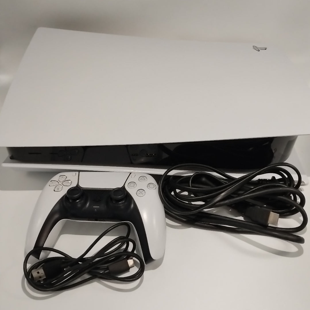 CONSOLA DE VIDEOJUEGO SONY PS5 825 SSD (SEMINUEVO)