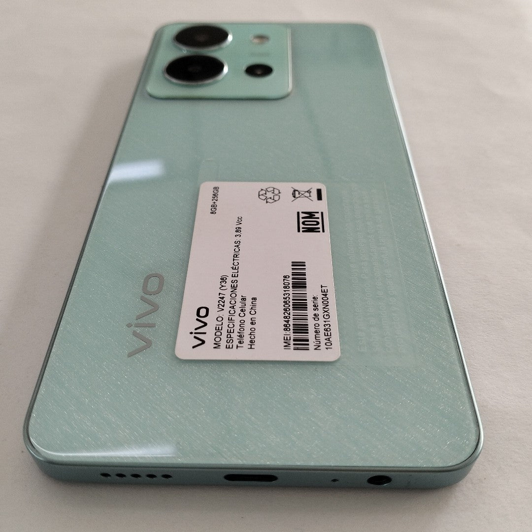 CELULAR VIVO Y36 V2247 256 GB 8 GB RAM (SEMINUEVO)