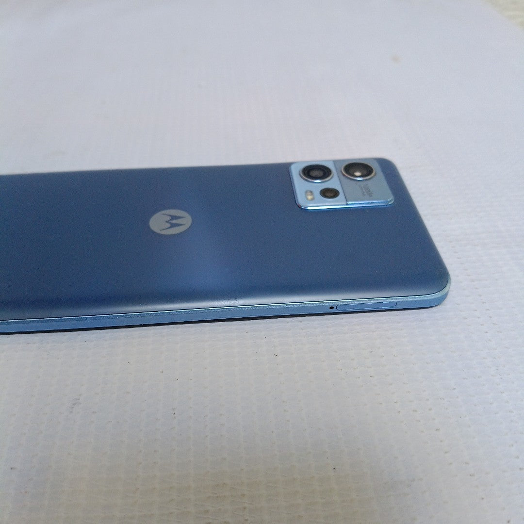 CELULAR MOTOROLA MOTO G72 XT2255-1 (2022) 128 GB 8 GB RAM (SEMINUEVO)