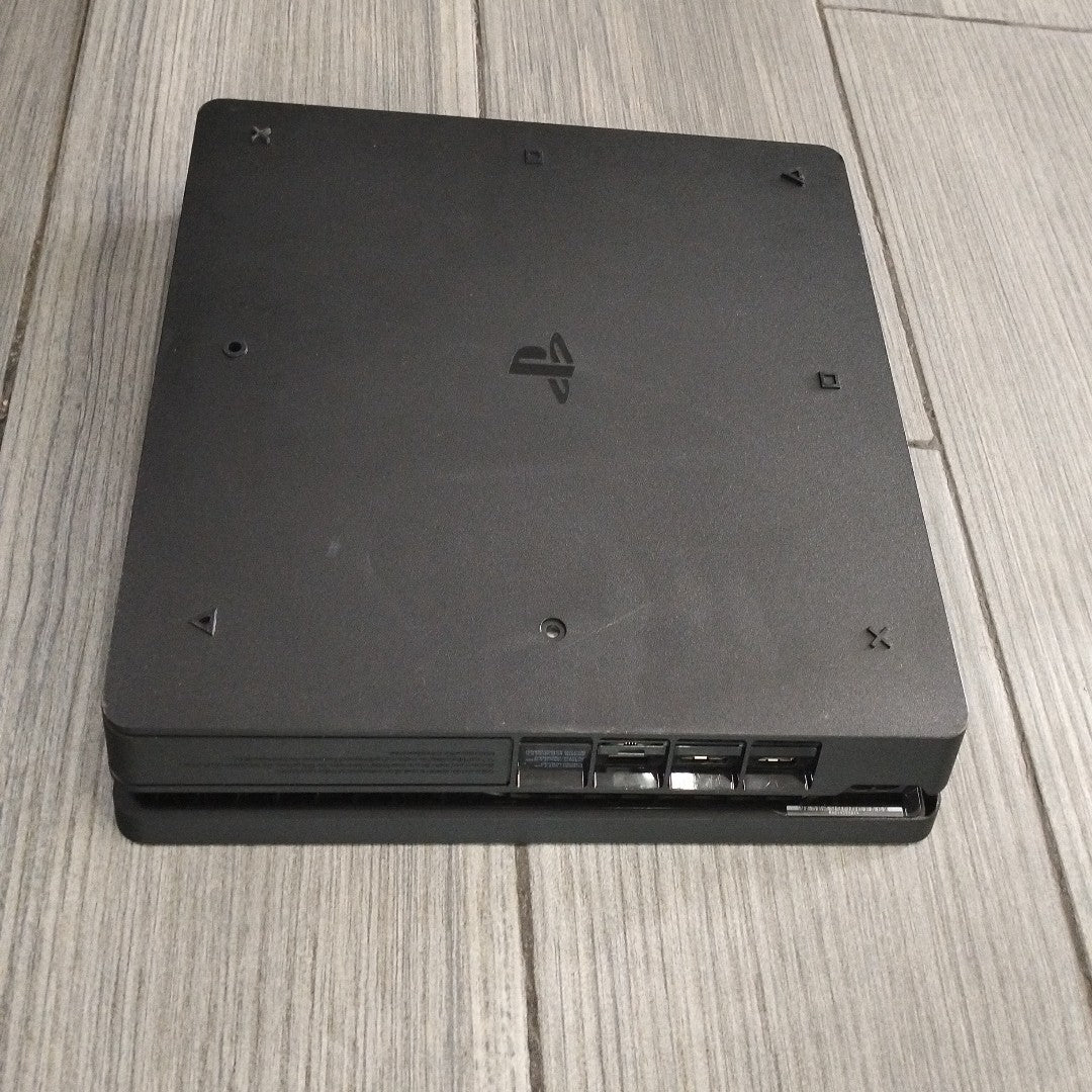 CONSOLA DE VIDEOJUEGO SONY PS4 SLIM 1 TB (SEMINUEVO)