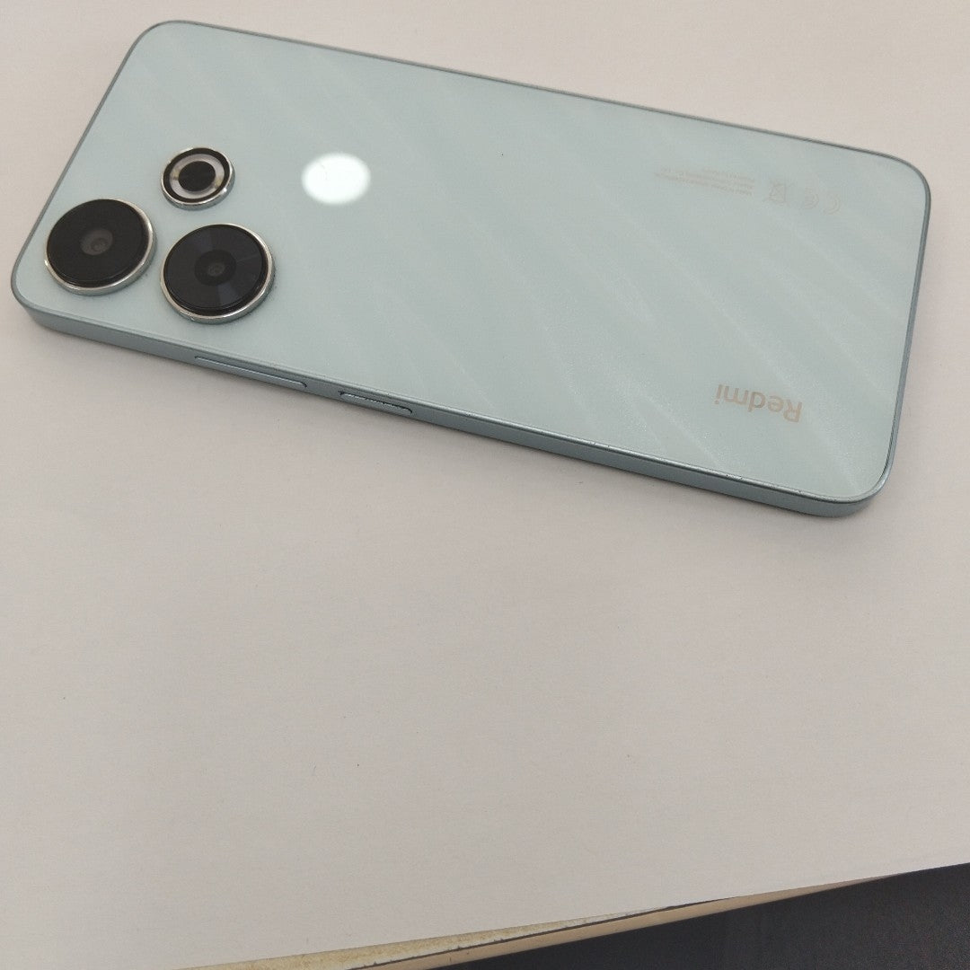 CELULAR XIAOMI REDMI 13 24049RN28L (2024) 256 GB 8 GB RAM (SEMINUEVO)