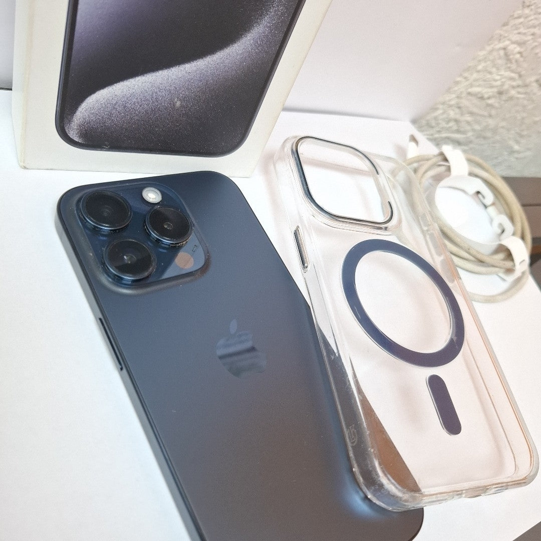 CELULAR APPLE IPHONE 15 PRO A3101 128 GB 8 GB RAM (SEMINUEVO)