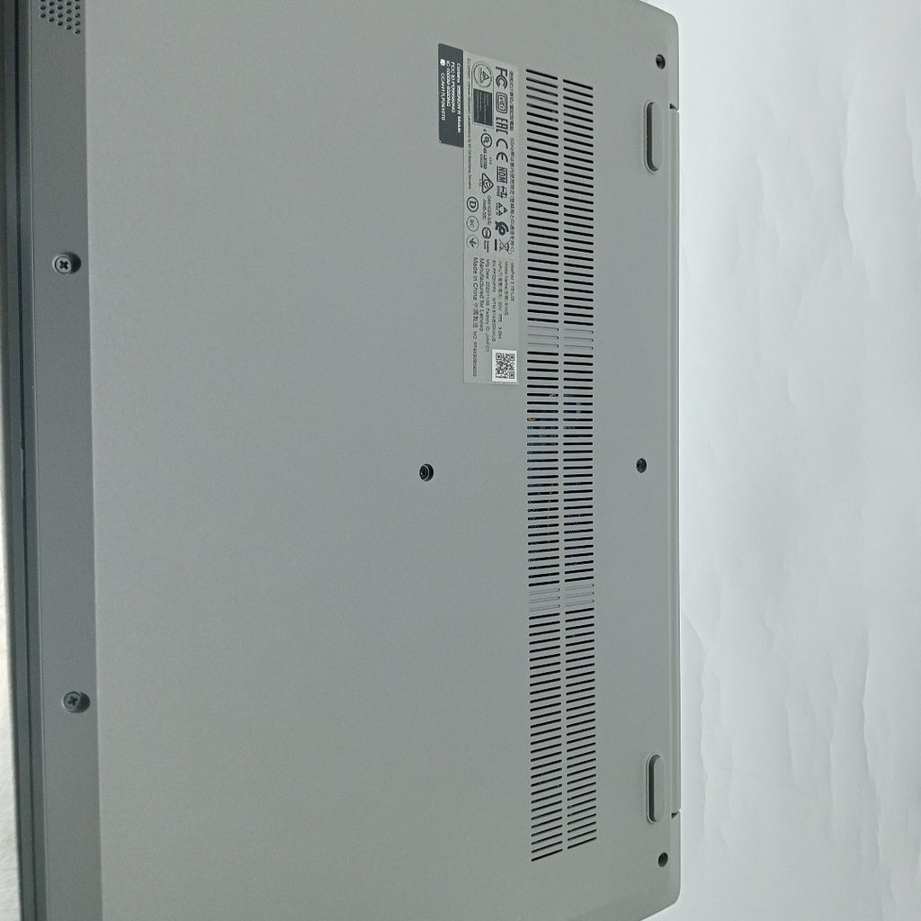 LAPTOP LENOVO IDEAPAD 3 15IIL05 (2020) 256 GB SSD 12 GB RAM (SEMINUEVO)