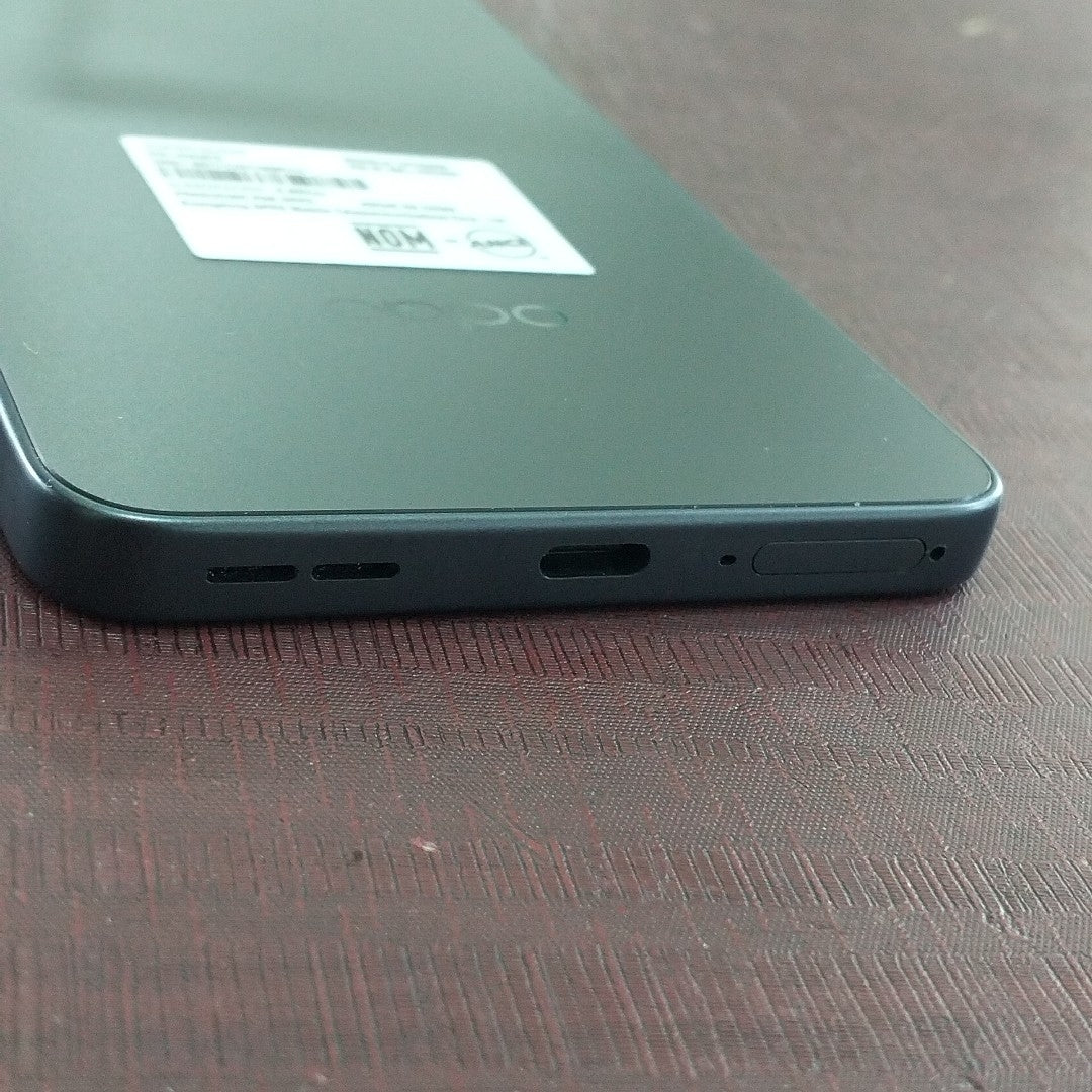 CELULAR OPPO  RENO 13F 5G CPH2699 (2025) 256 GB 12 GB RAM (SEMINUEVO)