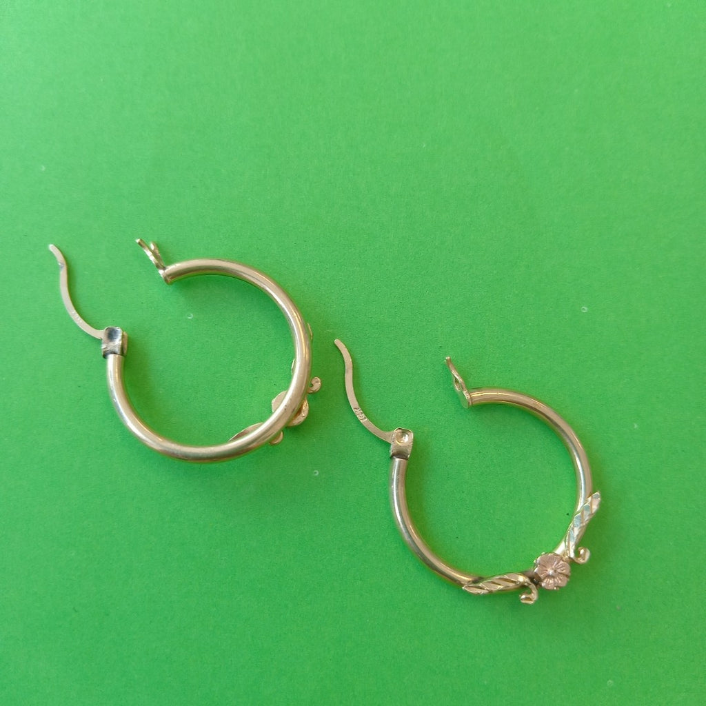 ARRACADAS PAR. ORO. 14 K 2.4 GRMS (SEMINUEVO)