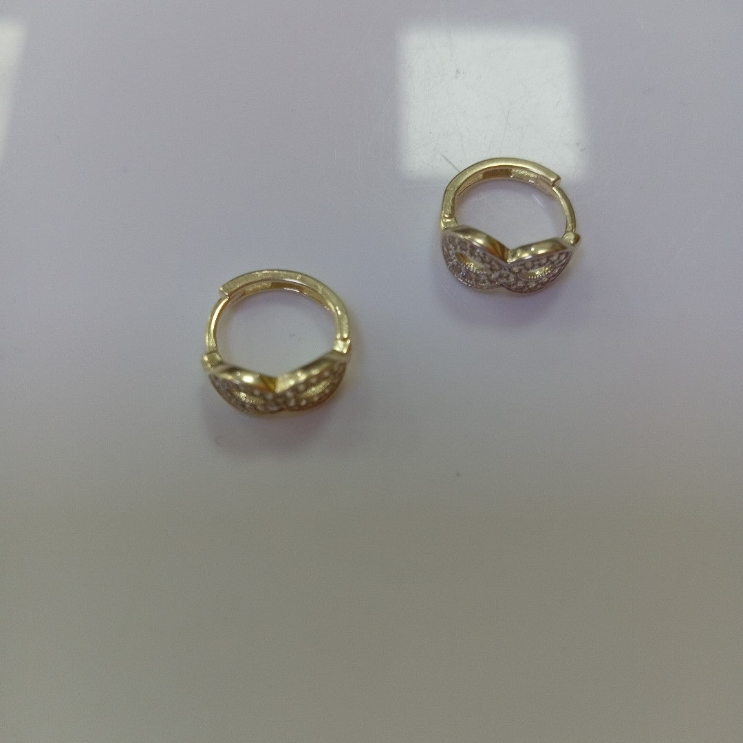 HUGGIES ORO 14K 1.8 (NUEVO)