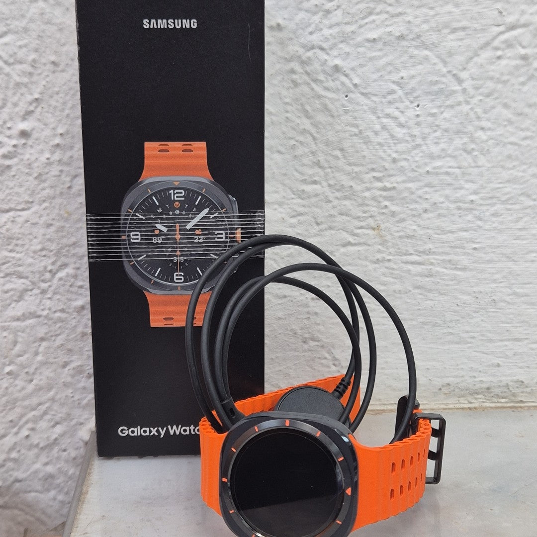 SMARTWATCH SAMSUNG GALAXY WATCH ULTRA SM-L705F (2024) 47 MM GPS + CELULAR (SEMINUEVO)
