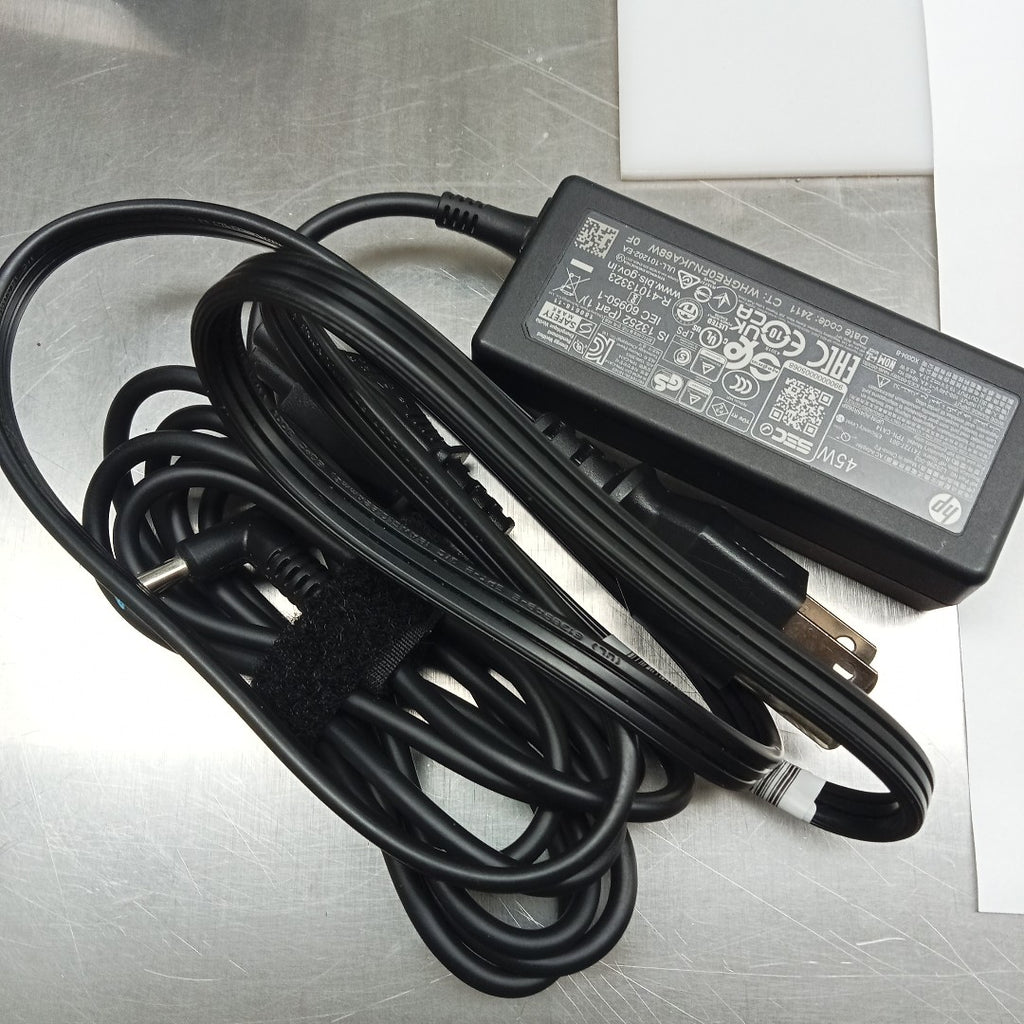 LAPTOP HP 15-FC0043LA (2024) 512 GB SSD 8 GB RAM (SEMINUEVO)