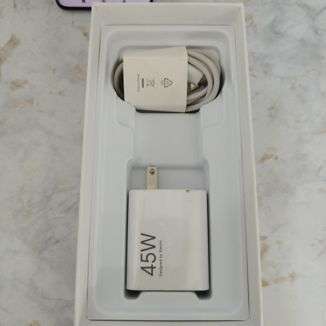 CELULAR XIAOMI REDMI NOTE 14 PRO 5G 24090RA29G (2025) 256 GB 8 GB RAM (SEMINUEVO)