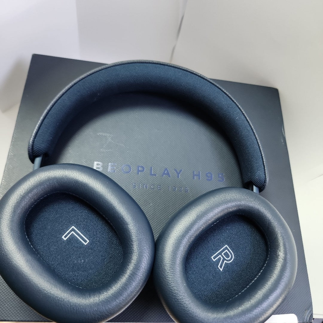 AUDIFONOS BANG & OLUFSEN BEOPLAY H95 INALAMBRICO OVER EAR (SEMINUEVO)
