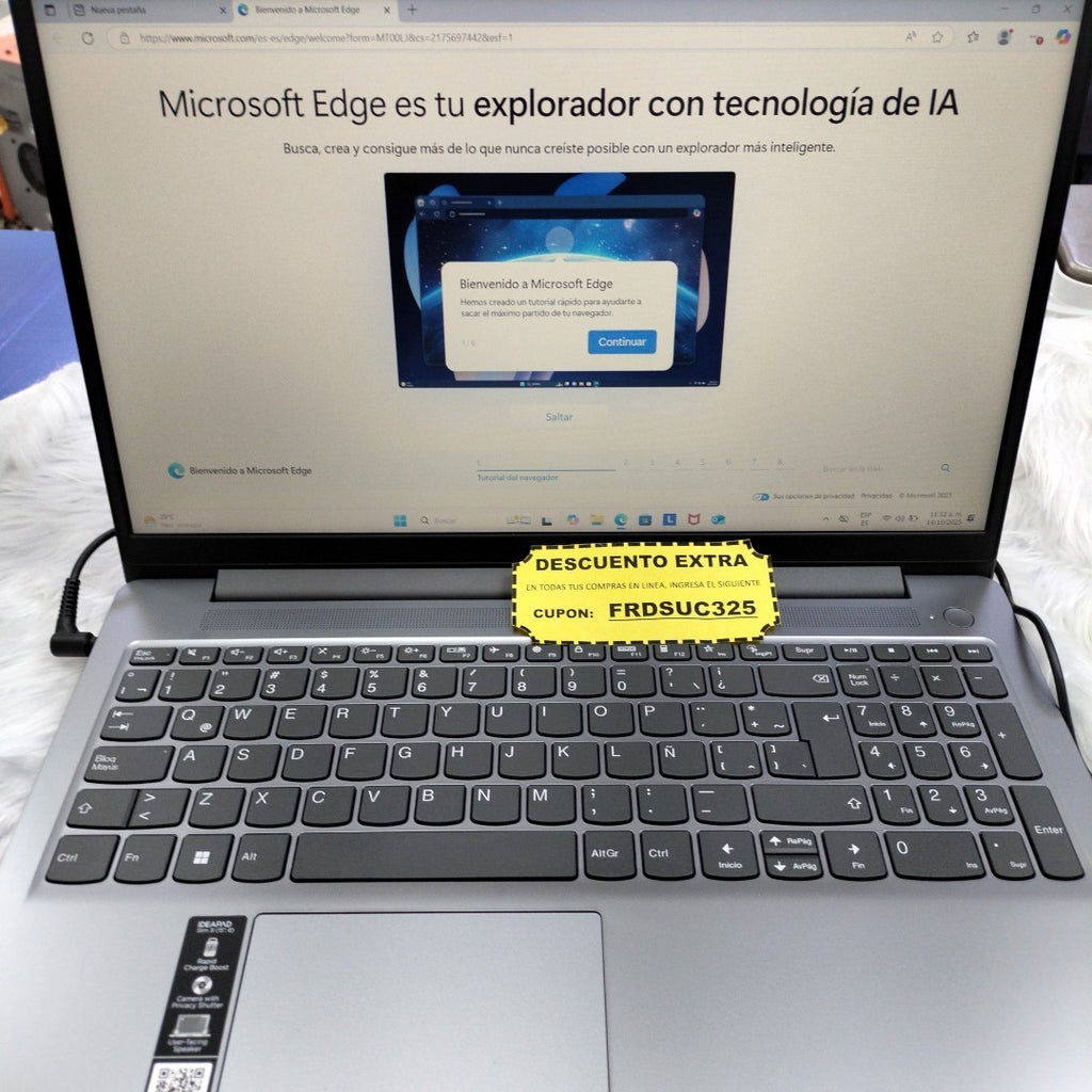 LAPTOP LENOVO IDEAPAD SLIM 3 15IAH8 (2024) 512 GB SSD 8 GB RAM (SEMINUEVO)