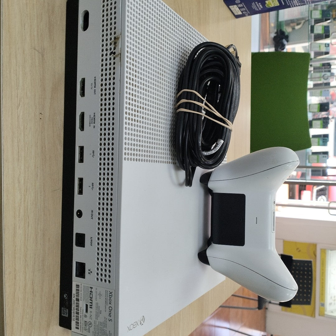 CONSOLA DE VIDEOJUEGO MICROSOFT XBOX ONE S 1 TB