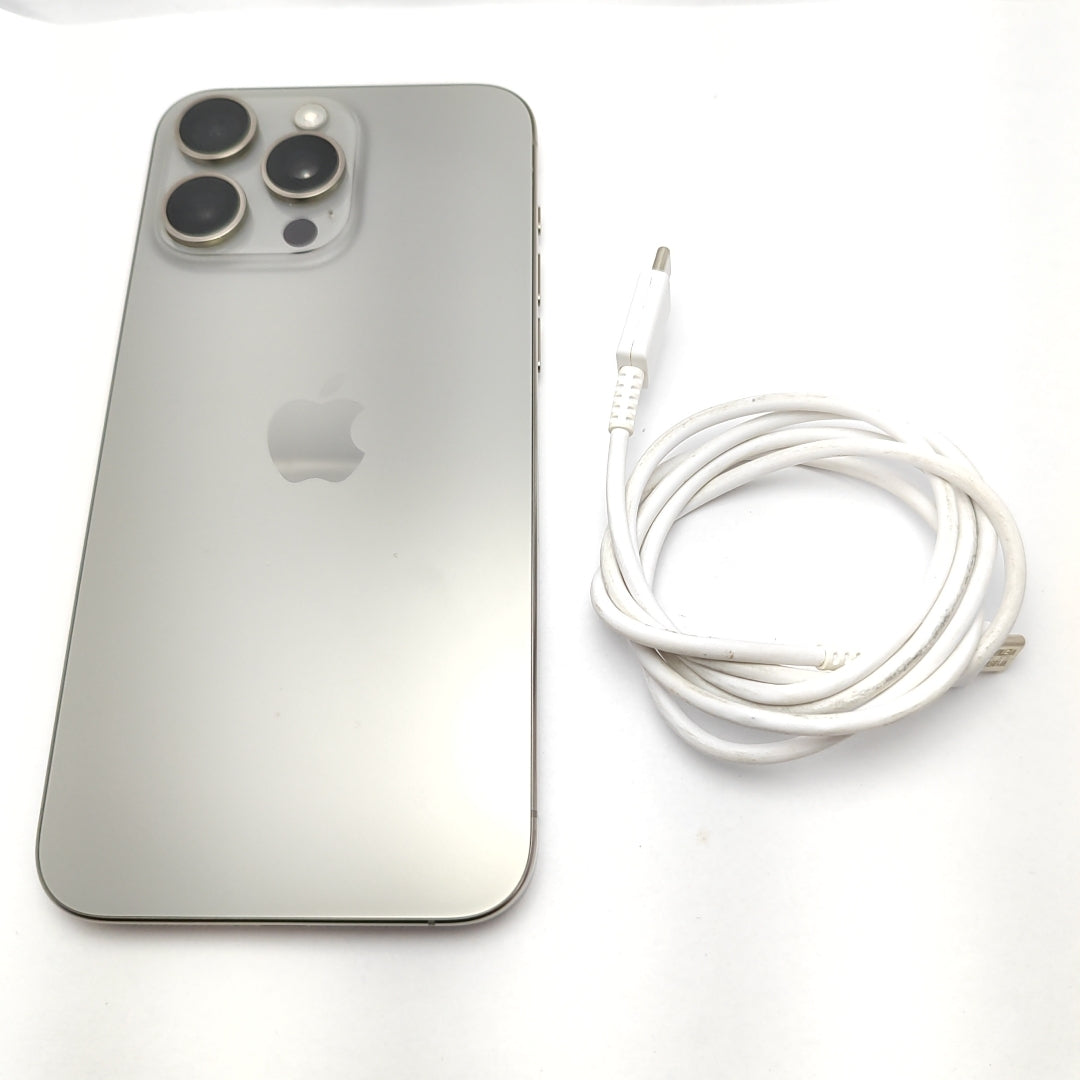 CELULAR APPLE IPHONE 15 PRO MAX A3105 (2023) 256 GB 8 GB RAM (SEMINUEVO)