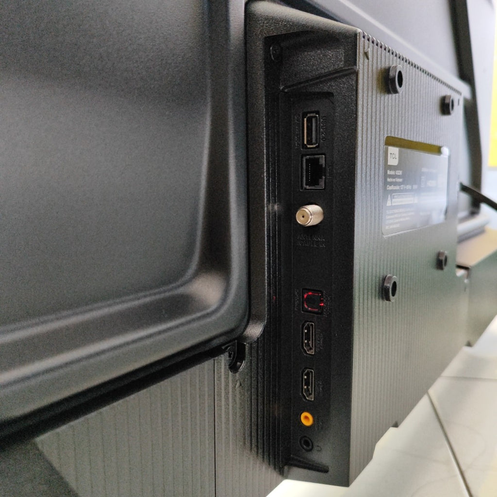 PANTALLA TCL 43Q3K (2025) 43" QLED 4K (SEMINUEVO)