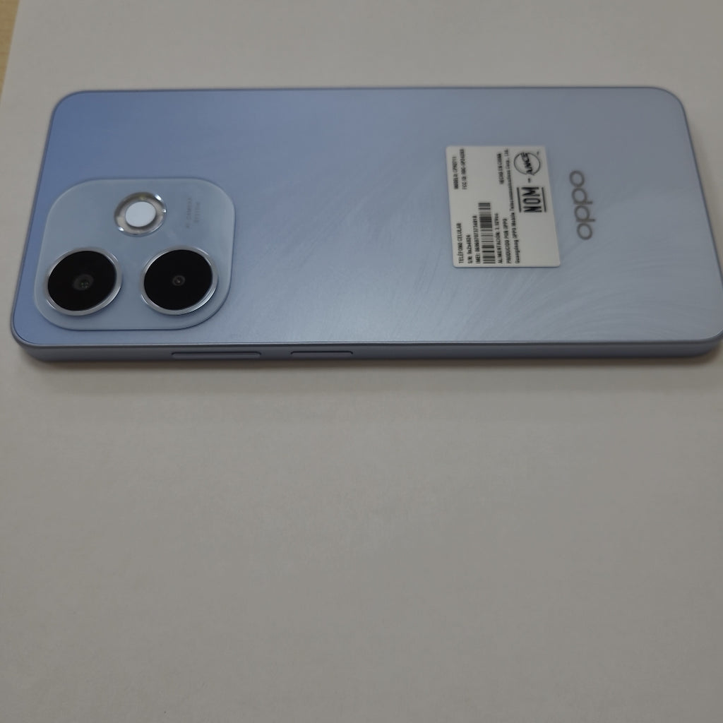 CELULAR OPPO  A5 PRO CPH2711 (2025) 256 GB 8 GB RAM (SEMINUEVO)