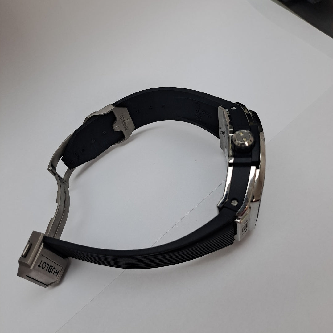   RELOJ CABALLERO   HUBLOT   2003592 SPIRIT (SEMINUEVO)