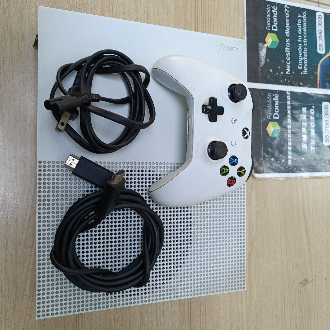 CONSOLA DE VIDEOJUEGO MICROSOFT XBOX ONE S 500 GB  (SEMINUEVO)